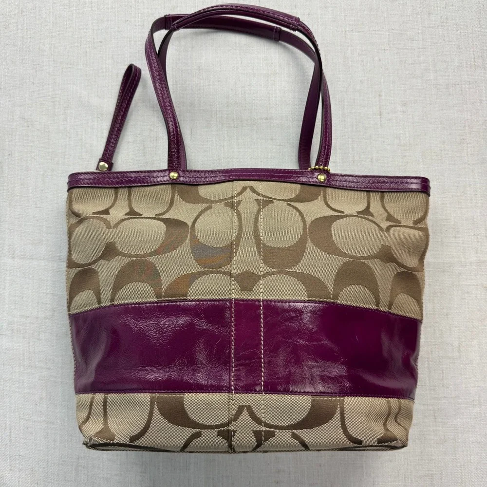 Coach Signature Stripe Tote Women Medium Khaki Purple Patent Leather 12429 Y2K
